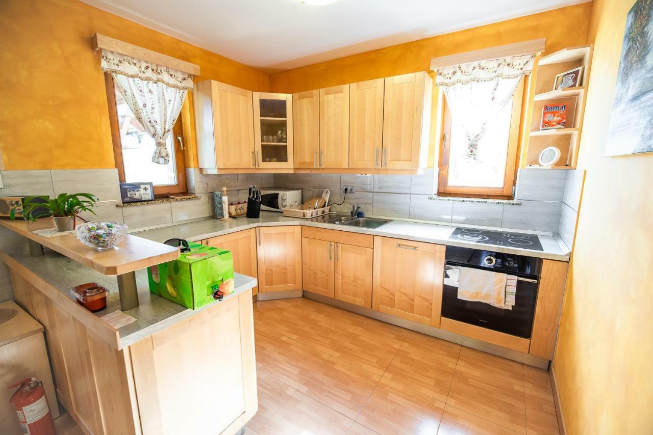 Holiday Home Blue Sky Globocice Екстер'єр фото